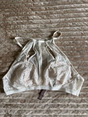 Victoria's Secret Cream Lace High-Neck Bralette